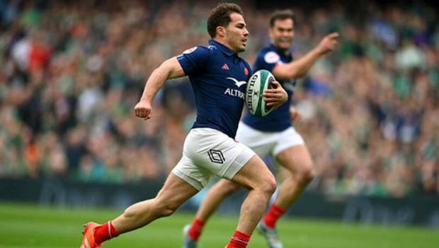 antoine dupont joueur total qui change echelle rugby